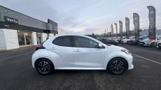 Toyota Yaris 1.5 Hybrid Design 5dr CVT Hybrid Hatchback